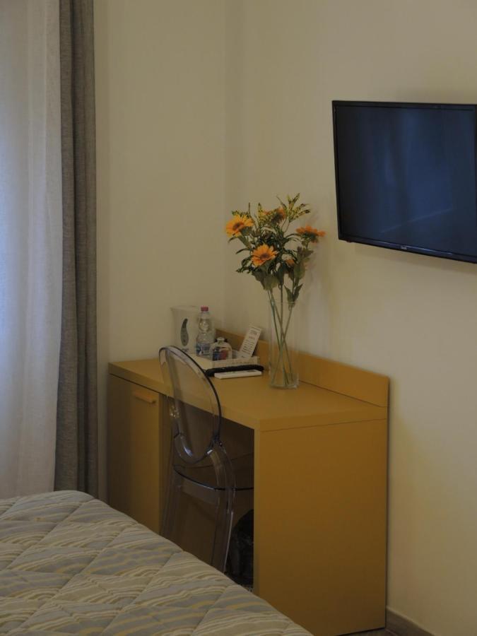 B&B Ariston Pisa Tower エクステリア 写真