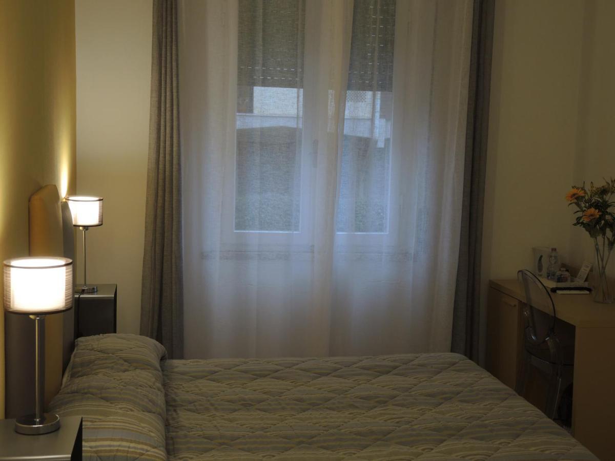 B&B Ariston Pisa Tower エクステリア 写真